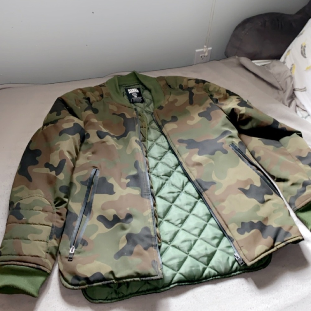 Rebel Minds camo jacket